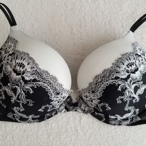Victoria's Secret Very Sexy Push Up Bra 32DD